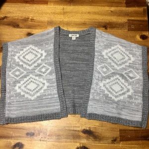 NWOT Girls Cardigan. Size 7/8.